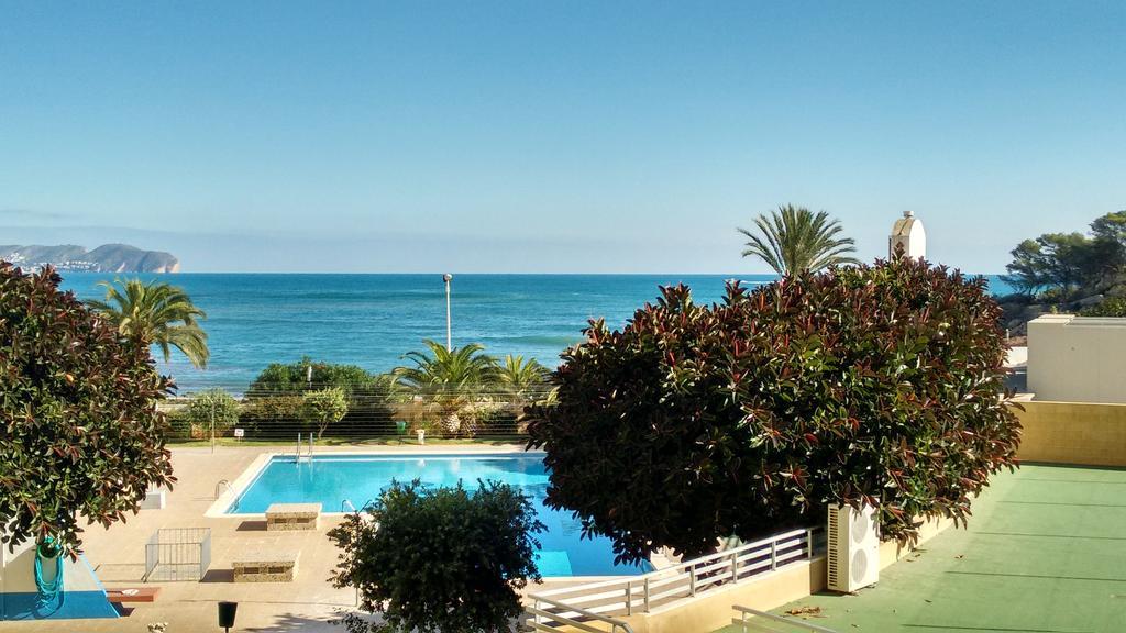 Sea Front Voramar Fibra Wifi Apartment Calpe Phòng bức ảnh